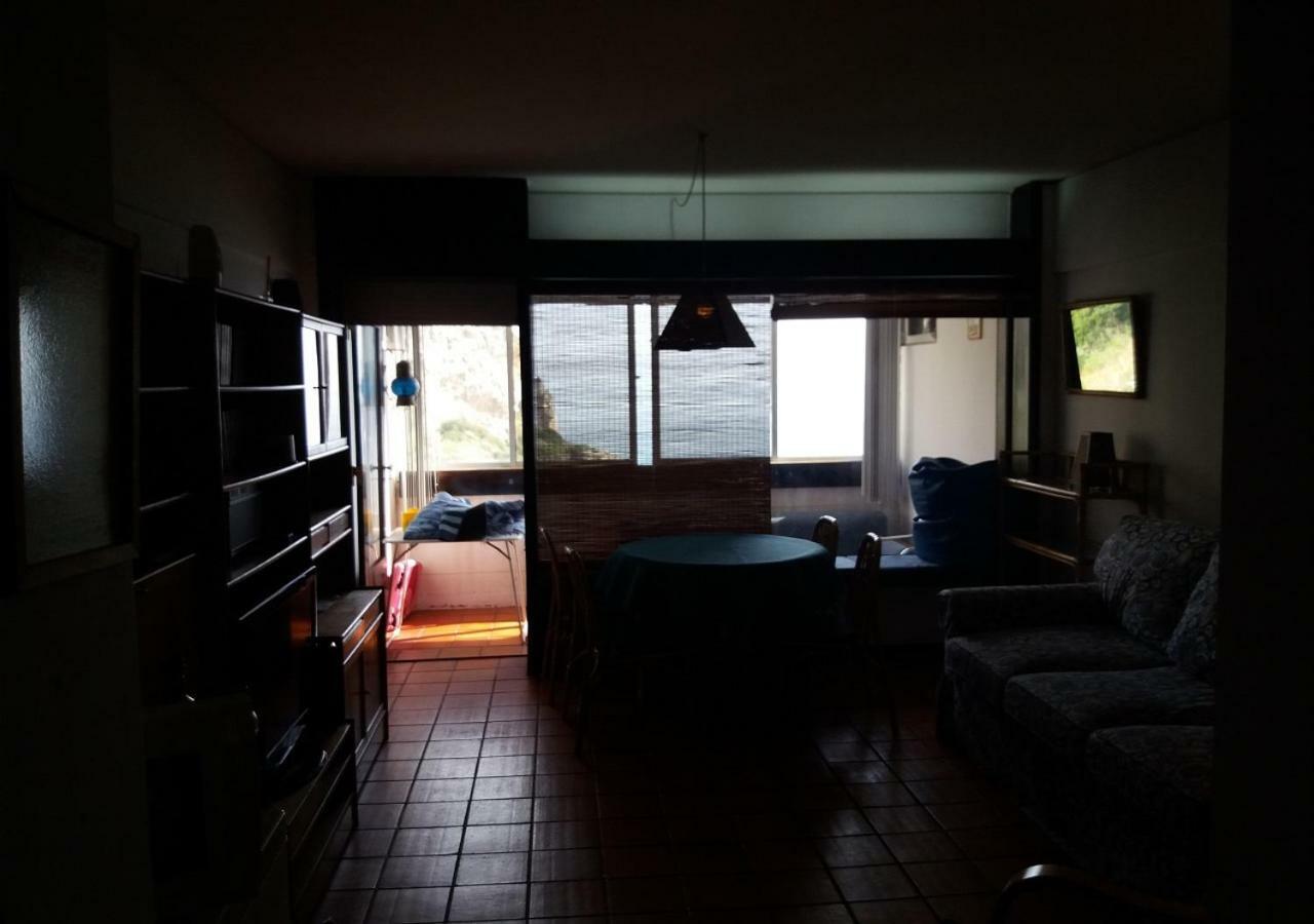 Estudio T0 sobre a praia Sesimbra Exterior foto